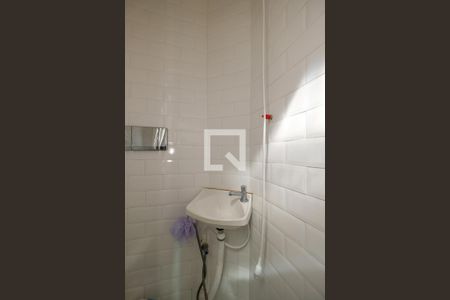 Apartamento à venda com 78m², 3 quartos e sem vaga Apartamento à venda com 78m², 3 quartos e sem vagaBanheiro de serviço