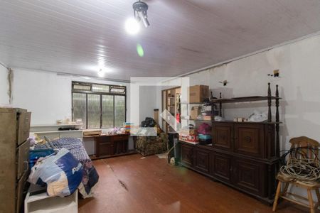 Casa para alugar com 250m², 3 quartos e 3 vagas Casa para alugar com 250m², 3 quartos e 3 vagasQuarto -  casa fundos