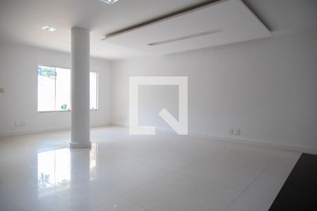 Sala  de casa para alugar com 3 quartos, 290m² em Vargem Grande, Rio de Janeiro