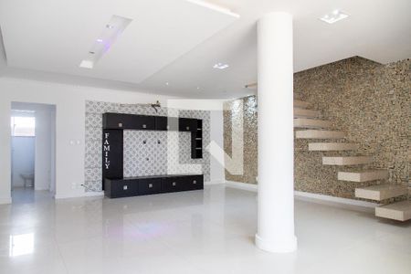 Sala  de casa para alugar com 3 quartos, 290m² em Vargem Grande, Rio de Janeiro