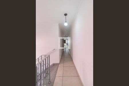 Casa à venda com 162m², 3 quartos e 2 vagas Casa à venda com 162m², 3 quartos e 2 vagasCorredor