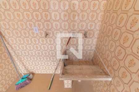 Casa à venda com 162m², 3 quartos e 2 vagas Casa à venda com 162m², 3 quartos e 2 vagasÁrea de serviço