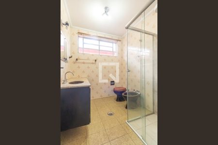 Casa à venda com 162m², 3 quartos e 2 vagas Casa à venda com 162m², 3 quartos e 2 vagasBanheiro da Suíte