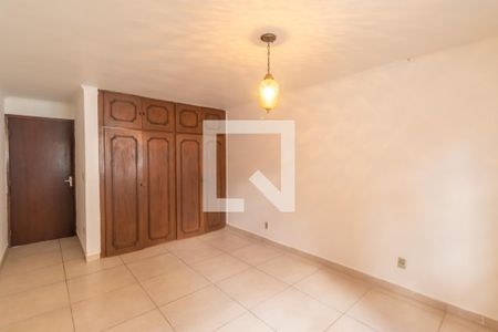 Casa à venda com 162m², 3 quartos e 2 vagas Casa à venda com 162m², 3 quartos e 2 vagasQuarto 2