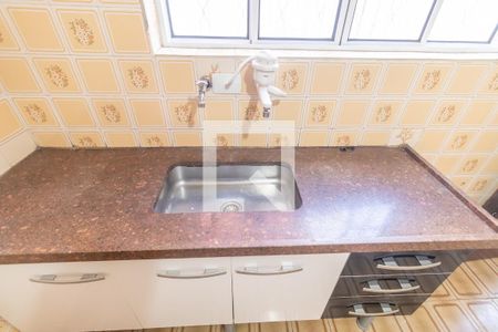 Casa à venda com 162m², 3 quartos e 2 vagas Casa à venda com 162m², 3 quartos e 2 vagasCozinha