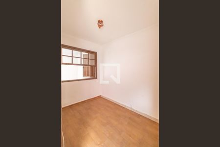 Casa à venda com 162m², 3 quartos e 2 vagas Casa à venda com 162m², 3 quartos e 2 vagasQuarto de Serviço