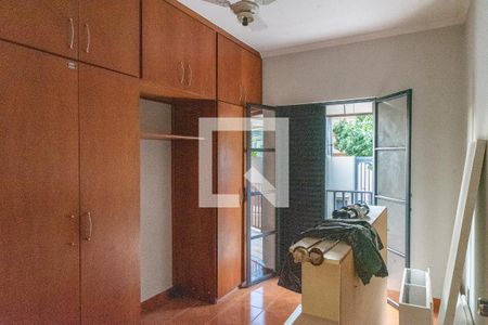 Casa à venda com 350m², 4 quartos e 2 vagasQuarto 2