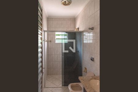 Casa à venda com 350m², 4 quartos e 2 vagasBanheiro de Serviço