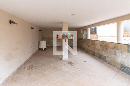 Casa à venda com 350m², 4 quartos e 2 vagasSalão de festas