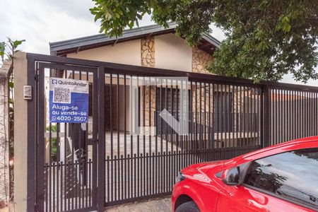 Casa à venda com 350m², 4 quartos e 2 vagasFachada