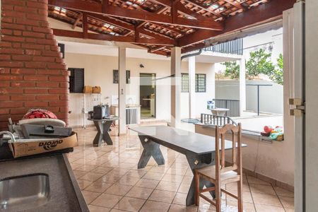 Casa à venda com 350m², 4 quartos e 2 vagasEspaço Gourmet