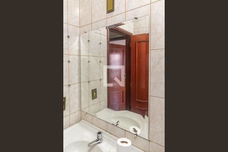 Casa à venda com 350m², 4 quartos e 2 vagasBanheiro Social 1