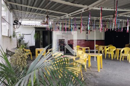 Apartamento à venda com 73m², 3 quartos e 3 vagas Apartamento à venda com 73m², 3 quartos e 3 vagasÁrea comum - Churrasqueira