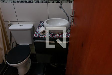 Apartamento à venda com 73m², 3 quartos e 3 vagas Apartamento à venda com 73m², 3 quartos e 3 vagasBanheiro