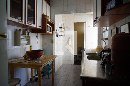 Apartamento à venda com 156m², 3 quartos e sem vagaCozinha