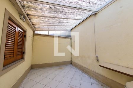 Casa à venda com 251m², 3 quartos e 3 vagas Casa à venda com 251m², 3 quartos e 3 vagasChurrasqueira