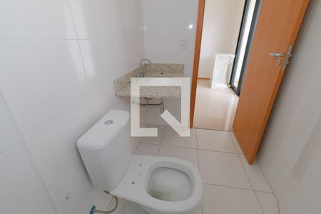 Apartamento à venda com 253m², 3 quartos e 2 vagas Apartamento à venda com 253m², 3 quartos e 2 vagasBanheiro da Suíte