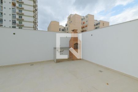 Apartamento à venda com 253m², 3 quartos e 2 vagas Apartamento à venda com 253m², 3 quartos e 2 vagasChurrasqueira