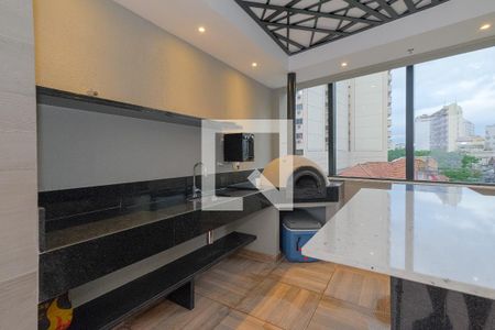 Apartamento à venda com 253m², 3 quartos e 2 vagas Apartamento à venda com 253m², 3 quartos e 2 vagasÁrea comum - Churrasqueira