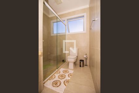 Casa de condomínio à venda com 250m², 3 quartos e 2 vagas Casa de condomínio à venda com 250m², 3 quartos e 2 vagasBanheiro da Suíte 3