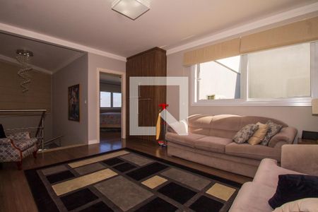 Casa de condomínio à venda com 250m², 3 quartos e 2 vagas Casa de condomínio à venda com 250m², 3 quartos e 2 vagasSala de TV