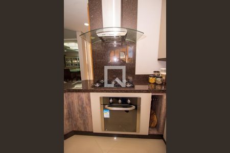 Casa de condomínio à venda com 250m², 3 quartos e 2 vagas Casa de condomínio à venda com 250m², 3 quartos e 2 vagasCozinha