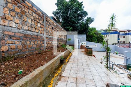 Casa para alugar com 700m², 3 quartos e 4 vagas Casa para alugar com 700m², 3 quartos e 4 vagasÁrea Externa