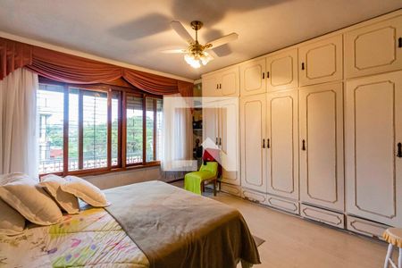 Casa para alugar com 700m², 3 quartos e 4 vagas Casa para alugar com 700m², 3 quartos e 4 vagasSuíte