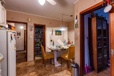 Casa para alugar com 700m², 3 quartos e 4 vagas Casa para alugar com 700m², 3 quartos e 4 vagasCozinha