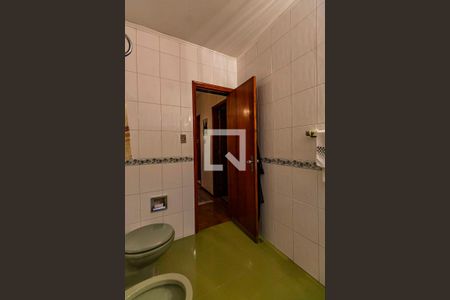 Casa para alugar com 700m², 3 quartos e 4 vagas Casa para alugar com 700m², 3 quartos e 4 vagasBanheiro