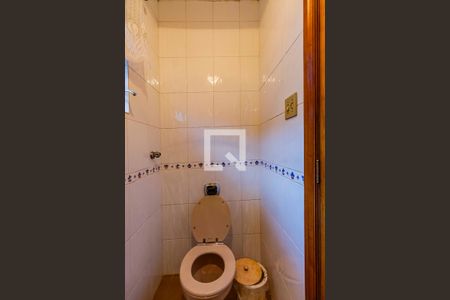 Casa para alugar com 700m², 3 quartos e 4 vagas Casa para alugar com 700m², 3 quartos e 4 vagasBanheiro de Serviço