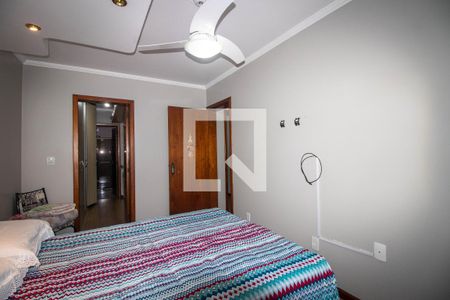 Casa à venda com 287m², 3 quartos e 3 vagasSuíte