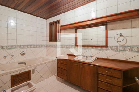 Casa à venda com 400m², 4 quartos e 4 vagasBanheiro da Suíte