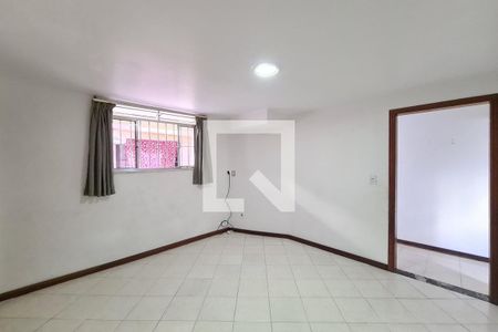 Sala de casa de condomínio para alugar com 2 quartos, 60m² em Cachambi, Rio de Janeiro