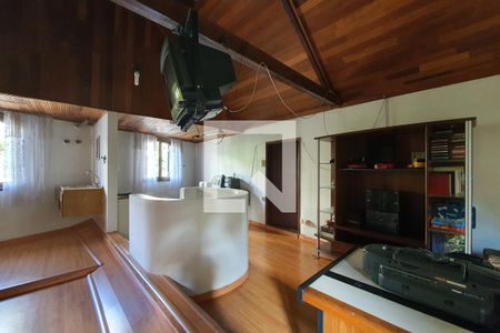 Casa à venda com 300m², 4 quartos e 4 vagas Casa à venda com 300m², 4 quartos e 4 vagasQuarto extra