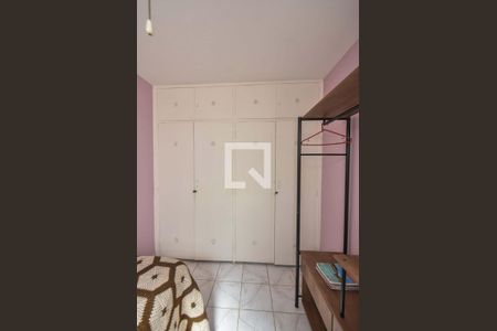 Casa à venda com 848m², 5 quartos e 8 vagasQuarto 02