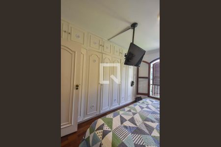 Casa à venda com 848m², 5 quartos e 8 vagasSuíte 03