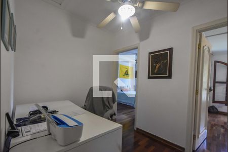 Casa à venda com 848m², 5 quartos e 8 vagasHome Office