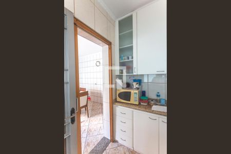 Casa à venda com 220m², 3 quartos e 2 vagas Casa à venda com 220m², 3 quartos e 2 vagasCozinha