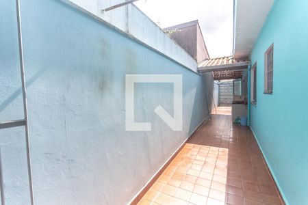 Casa à venda com 220m², 3 quartos e 2 vagas Casa à venda com 220m², 3 quartos e 2 vagasQuintal