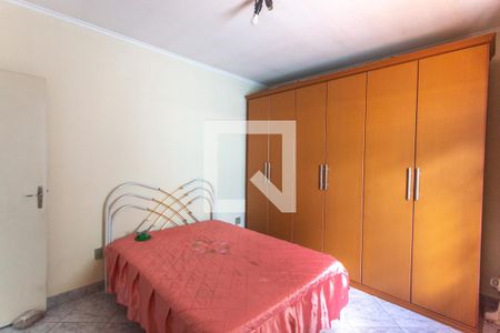 Casa à venda com 220m², 3 quartos e 2 vagas Casa à venda com 220m², 3 quartos e 2 vagasQuarto 2