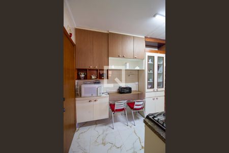 Apartamento à venda com 144m², 4 quartos e 2 vagas Apartamento à venda com 144m², 4 quartos e 2 vagasCozinha