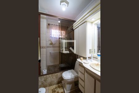 Apartamento à venda com 144m², 4 quartos e 2 vagas Apartamento à venda com 144m², 4 quartos e 2 vagasBanheiro da Suíte