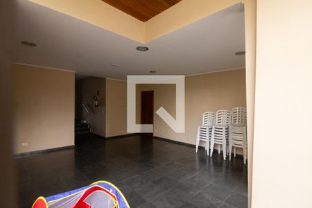 Apartamento à venda com 144m², 4 quartos e 2 vagas Apartamento à venda com 144m², 4 quartos e 2 vagasÁrea comum - Salão de festas