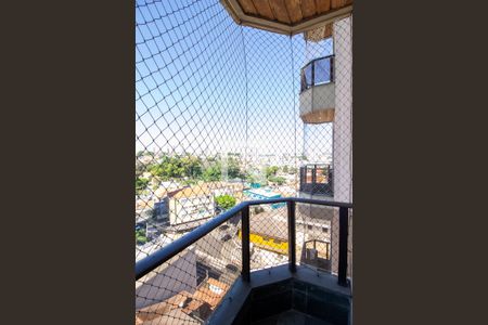 Apartamento à venda com 144m², 4 quartos e 2 vagas Apartamento à venda com 144m², 4 quartos e 2 vagasSacada do Quarto 1