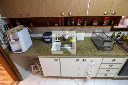Apartamento à venda com 144m², 4 quartos e 2 vagas Apartamento à venda com 144m², 4 quartos e 2 vagasDetalhe da Cozinha