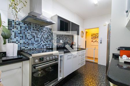Apartamento à venda com 97m², 2 quartos e sem vaga Apartamento à venda com 97m², 2 quartos e sem vagaCozinha