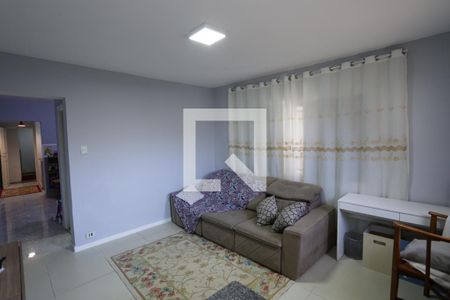 Casa à venda com 270m², 4 quartos e 2 vagasSala - Casa 2