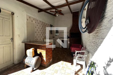 Casa à venda com 145m², 3 quartos e sem vagaÁrea Gourmet