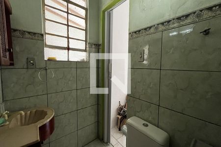 Casa à venda com 145m², 3 quartos e sem vagaBanheiro de Serviço